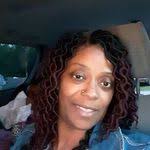 Jennifer Lamons's Instagram, Twitter & Facebook