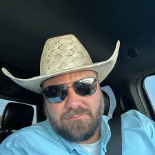 Cave Creek Christmas Tractor Snow Show Parade