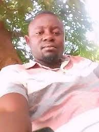 April Clairmont's Instagram, Twitter & Facebook