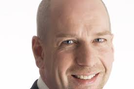 Gordon Adair's Instagram, Twitter & Facebook