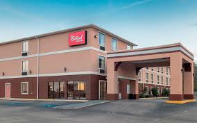 Red roof inn hartford is next to new britain museum of american art, downtown hartford, capital city businesses and multiple universities, bringing convenience into your every day. Red Roof Inn Suites Biloxi Ms 39532