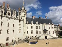 Chateau Des Ducs De Nantes Loire Atlantique Www Omonchateau Com Nantes