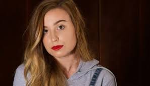 Grande's new album makes music a little “sweeter”