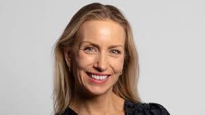 Randi Enger's Instagram, Twitter & Facebook