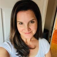 Danielle Sinn's Instagram, Twitter & Facebook