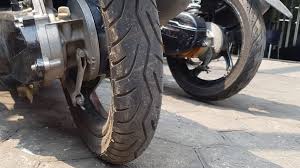 10 ciri ban mobil harus diganti, ini tanda saatnya ganti ban. Ganti Ban Motor Nggak Cuman Kalau Sudah Botak Ini 3 Alasan Lainnya Semua Halaman Otofemale
