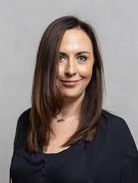 Samantha Lamb's Instagram, Twitter & Facebook