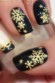 Gold Black And Glitter Nails Christmas Nails Ring Finger Black With Gold Snow Flakes Rest Gold Sparkle Plan Gold Glitter Nails Christmas Nails Gold Holiday Nails