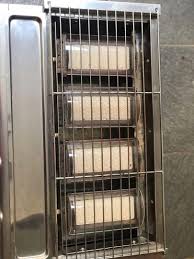 Download app mulai jualan bukabantuan. Jual Kompor Gas Pemanggang 4 Tungku Stainless Steel Getra Bekas Cafe Kitchen Appliances Di Carousell