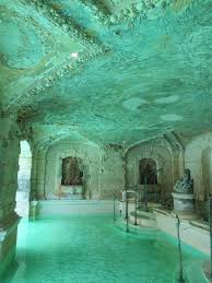 Love This Covered Pool Entrance So Reminds Of Two Things 1 An Ancient Roman Bath And 2 A Scene From An Earlier Piscines De Reve Piscine Piscine Interieure
