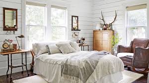 Bedroom decor ideas that are applicable to university bedrooms can be tough, because you're not not allowed to mark the walls, paint using colour, or make any changes that ~really~ allow you to make a. 42 Cozy Bedroom Ideas How To Make Your Room Feel Cozy