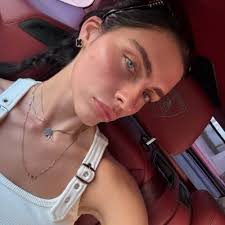 Heather Robb Newton (@xxHRobb)