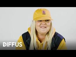 Do not sell my personal information © 2019 billboard media, llc. Tones And I Breaks Down Her Hit Dance Monkey Diffus Youtube Tones And I Dance Monkey Tones And I Singer