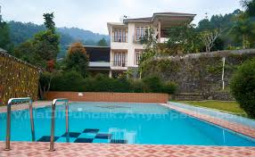 Villa mungil ini berdiri di atas tanah seluas 105 mtr2 dengan luas bangunan. Villa Dmara B Puncak 3 Lantai View Pegunungan Villa Di Puncak