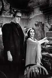 60 S Black And White Tv Shows The Munsters Ca 1960 S The Munsters Yvonne De Carlo Munsters Tv Show