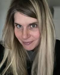 Jodie A Moore • Maestra