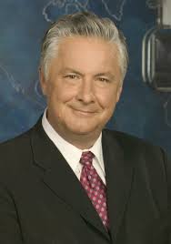 KTVU - KTVU Consumer Editor Tom Vacar | Facebook
