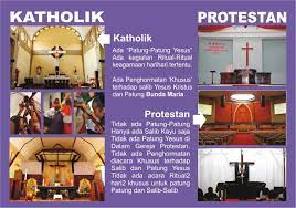 Agama katolik menggunakan kitab suci alkitab dan memiliki tempat ibadah yang sama dengan kristen protestan yaitu gereja. Bedanya Kristen Dan