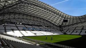 Le stade rochelais est déjà assuré de terminer à la première place. L Orange Velodrome De Marseille Accueillera Les Demi Finales Du Top 14 Top 14 2015 2016 Rugby Rugbyrama