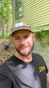 An exposed drain pipe in the back of the home 🤢 #bostonrealestate  #bostonrealtor #bostonagent #realestate #realtor #boston  #massachusettsrealtor