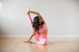 Home to over 2 million residents, portland has become a major hub for yoga classes. Susan Bishop Handstand Coach Yoga Teacher