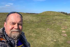 Logan Tate looks good