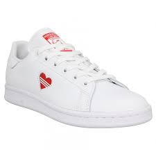 La stan smith d'adidas est de retour pour enfants. Kisa Dovoljan Ravno Adidas Stan Smith Blanch Tedxdharavi Com