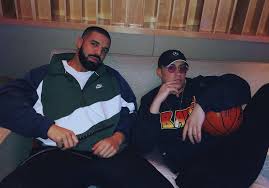 A través de redes sociales, ambos han compartido. Drake Bad Bunny Bunny Wallpaper Bunny Fashion Drake Wallpapers