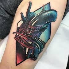 Тату студия👽xenomorph👽tattoo collective.нижний новгород,пер.обозный 2#xenomorphtattoo #xtcollective #xenomorphtattoocollective. Top 30 Alien Themed Tattoos Littered With Garbage Alien Tattoo Tattoos Alien Tattoo Xenomorph