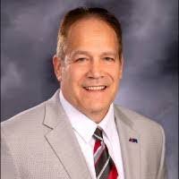 Thomas Reda's Instagram, Twitter & Facebook