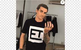 Antoine griezmann french association football player. Antoine Griezmann Atletico Madrid Derriere Le Sourire Football Player France National Football Team Griezmann France Tshirt Electronic Device World Cup Png Pngwing
