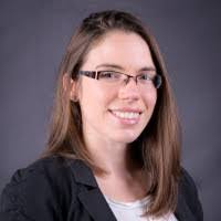 Dee Hinkle's Instagram, Twitter & Facebook