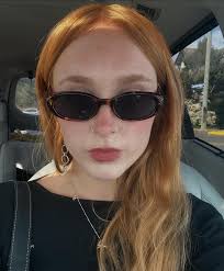 happy august 🌸 summer has been sweet! i'll be making my way to Washington  to play @subduedstringbandjamboree this weekend 🧚‍♀️ see you there!!!!