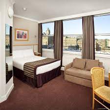 A stay at jurys inn edinburgh places you in the heart of edinburgh, steps from princes street and royal mile. Jurys Inn Edinburgh Edinburgh Bei Hrs Gunstig Buchen