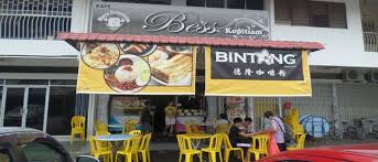 Best local food in kl, kuala lumpur, malaysia #kualalumpur #malaysia #food malaysian cuisine is an amazing fusion of flavors. 10 Reasons Why You Should Visit Kuala Lumpur Travelwings Journal