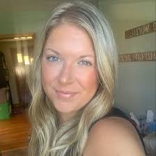 Kerri Landis's Instagram, Twitter & Facebook