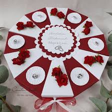Diese laterne ist wirklich ein einzigartiges und individuelles geschenk zum 60. Schachteltorte Zur Diamantenen Hochzeit Oder Rubinhochzeit Geschenk Creativanita
