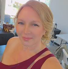 Women who are over 30: 30: Give one piece of advice to women who are in  their 20s. It can be about anything.