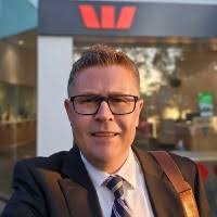 Oliver Thomson Email & Phone Number