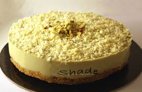 02 a questo punto, trasferite il preparato in una ciotola e uniteci il burro santa lucia precedentemente fuso e ormai freddo. Bigshade Cheesecake Al Pistacchio