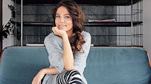 A.s.yeni̇ bi̇ri̇bir yarım derin bir aşkbir yanım da kavgabitmeyen b. Berksan Kimdir Berksan Hayati Berksan Ailesi Berksan Instagram Berksan Tiwitter Berksan Facebook Berksan Sevgilisi