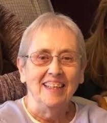 Shirley Maus's Instagram, Twitter & Facebook