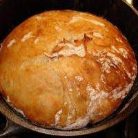 Umbhako The Xhosa Pot Bread South Africa Http Www Justfoodnow Com 2010 10 05 Umbhako E2 80 93 Pot Bre Dutch Oven Recipes Real Baking Dutch Oven Bread