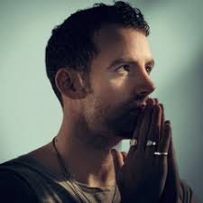 Listen to WAVES by Vektur in Eclipse Move