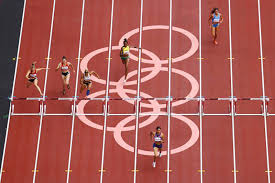 Quách thị lan tranh tài ở lượt chạy thứ 3 vòng loại 400m rào nữ olympic tokyo 2020. 8q4vqprvq G8om