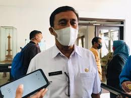 Dalam permohonannya, para pemohon menilai pasal 7 ayat (2) uu pilkada menghalangi pemohon untik maju sebagai gubernur, wali kota, dan bupati. Kota Bogor Krisis Kepala Sekolah Republika Online