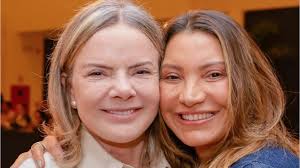 Gleisi diz que Janja sempre atuou dentro da lei: "Siga firme"