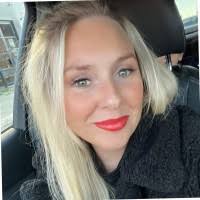 300+ perfiles de «Rossiter»