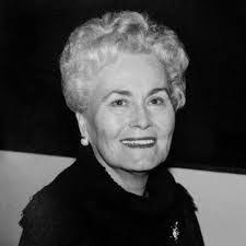 Merle Briggs's Instagram, Twitter & Facebook