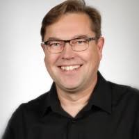 100+ perfiles de «Lintala»